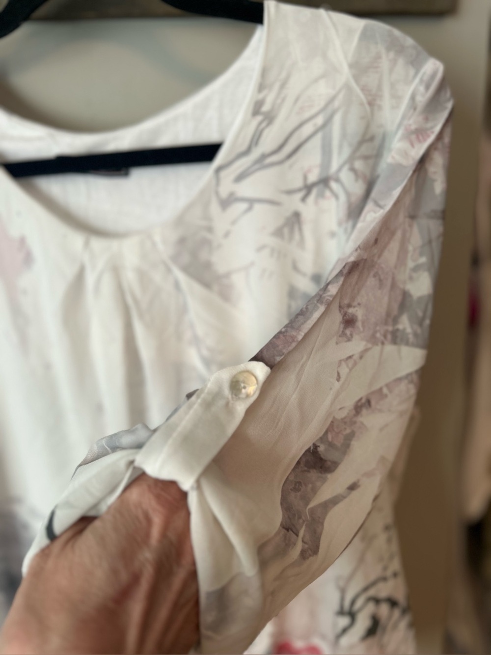Froccella balloon hem top - Picture 7 of 12